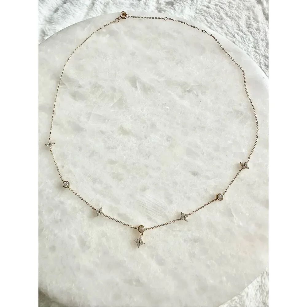 Cubic zirconia petite flower delicate necklace ￼